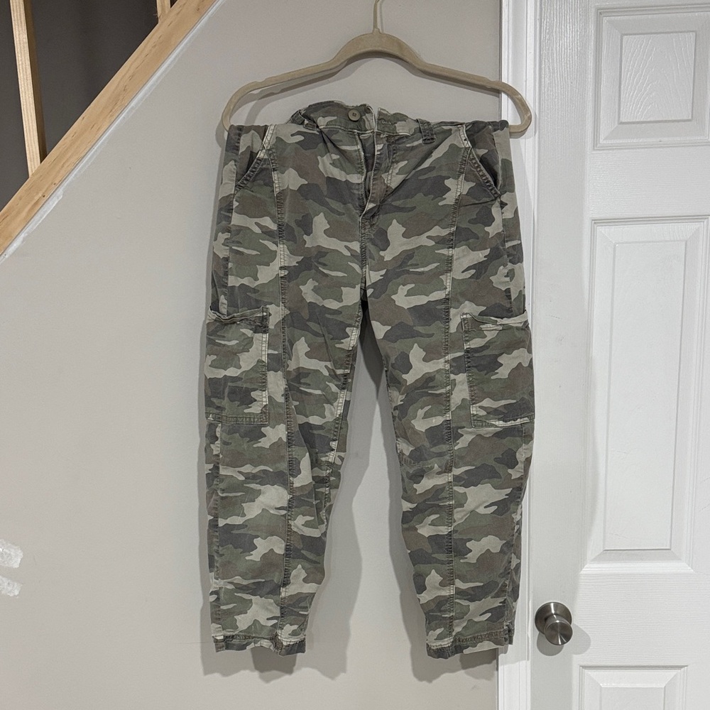 Womens Camouflage Cargo Pants